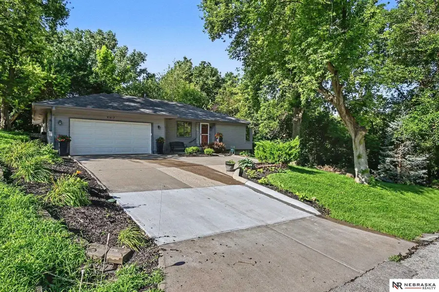 21417 Ridgewood Road, Omaha, NE 68022 - #3