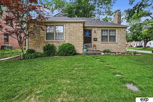 3301 S 17th Street, Lincoln, NE 68502