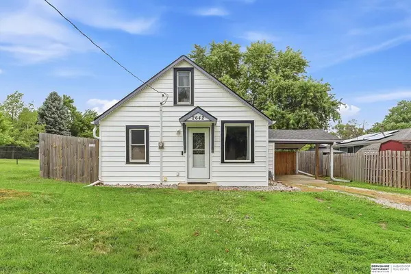 2642 College Drive, Blair, NE 68008