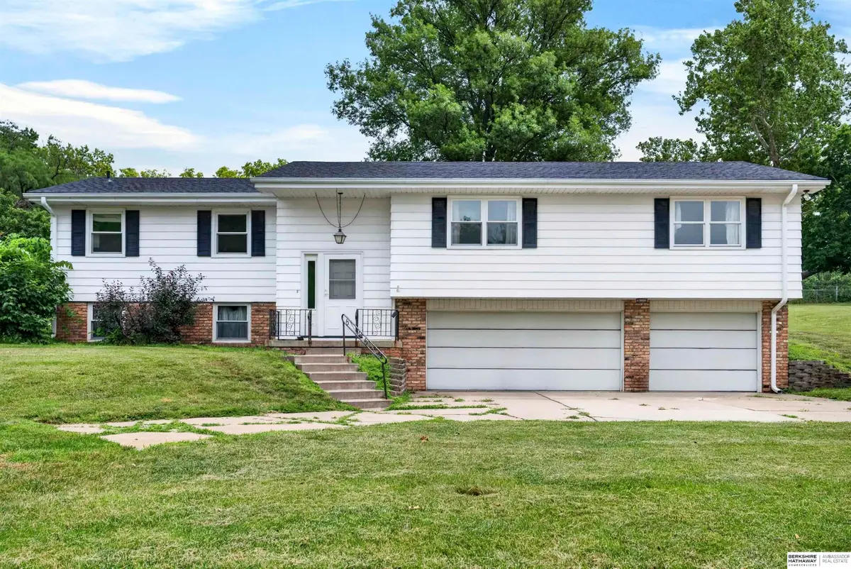 11303 Oakland Drive, Papillion, NE 68133 - #1