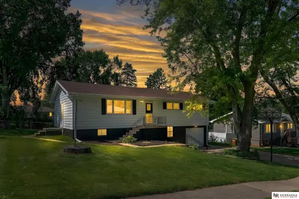 1705 Terry Avenue, Bellevue, NE 68005
