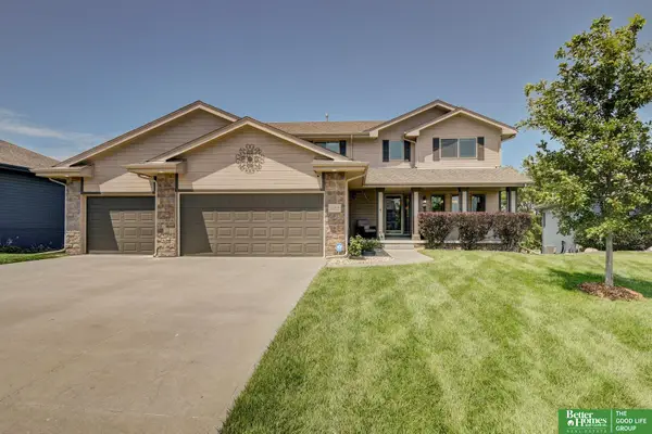 21314 Castlerock Lane, Gretna, NE 68028