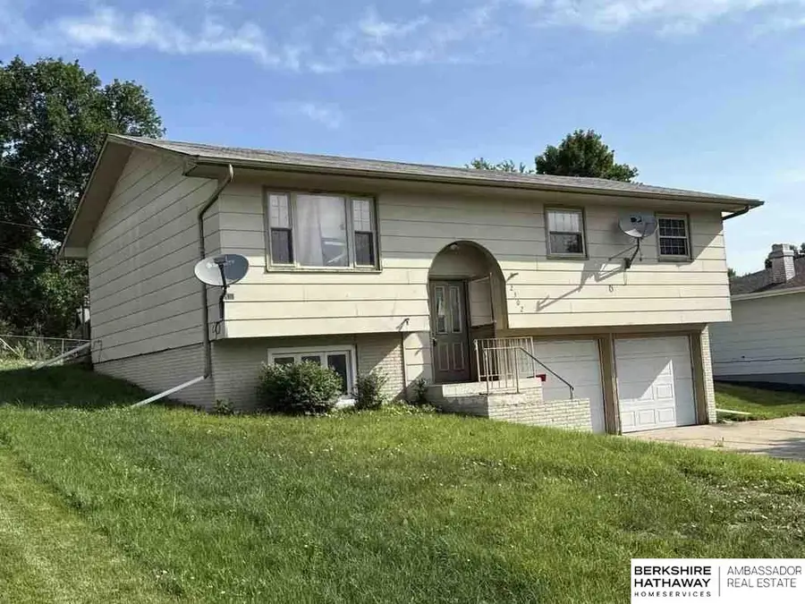 2302 Fairview Drive, Norfolk, NE 68701 - #2