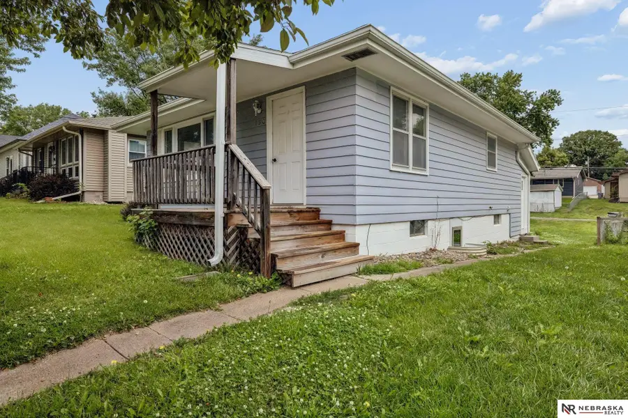 190 E Roberts Street, Seward, NE 68434 - #3