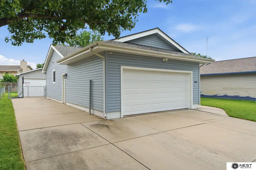 3316 Gregory Street, Lincoln, NE 68521 - #2