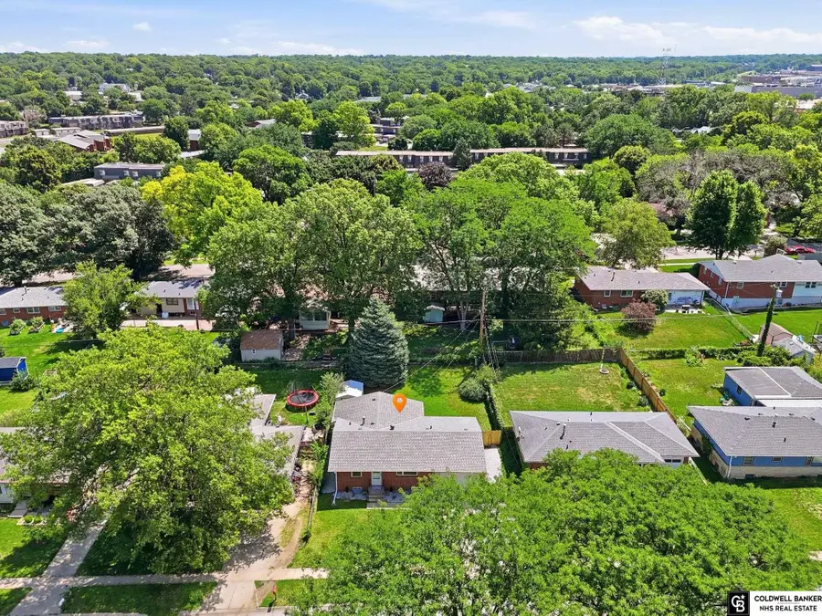 840 N 58th Street, Lincoln, NE 68505 - #2