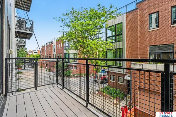 1027 Marcy Plaza #202, Omaha, NE 68108