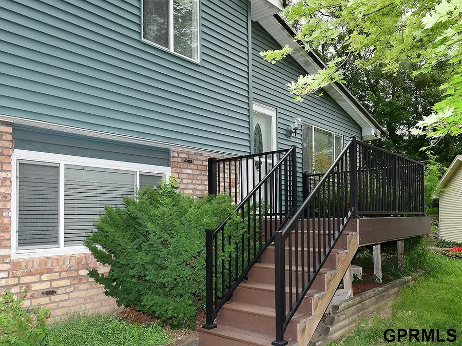 902 Calmar Circle, Bellevue, NE 68005 - #3