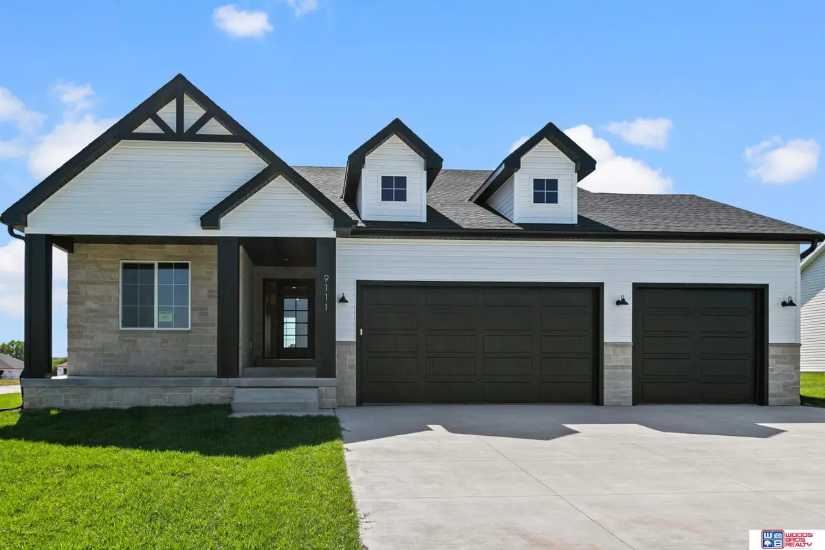 9111 Castle Pine Drive, Lincoln, NE 68516 - #1