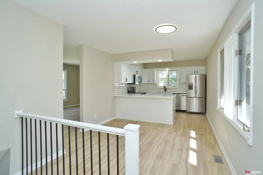1743 Oakdale Avenue, Lincoln, NE 68506 - #3