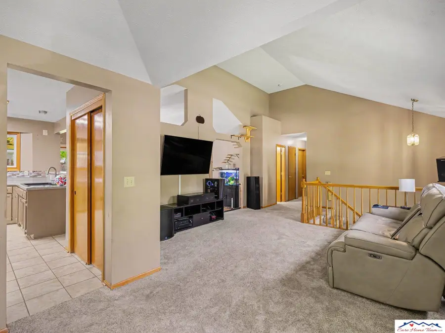 7728 S 70th Street, La Vista, NE 68128 - #2