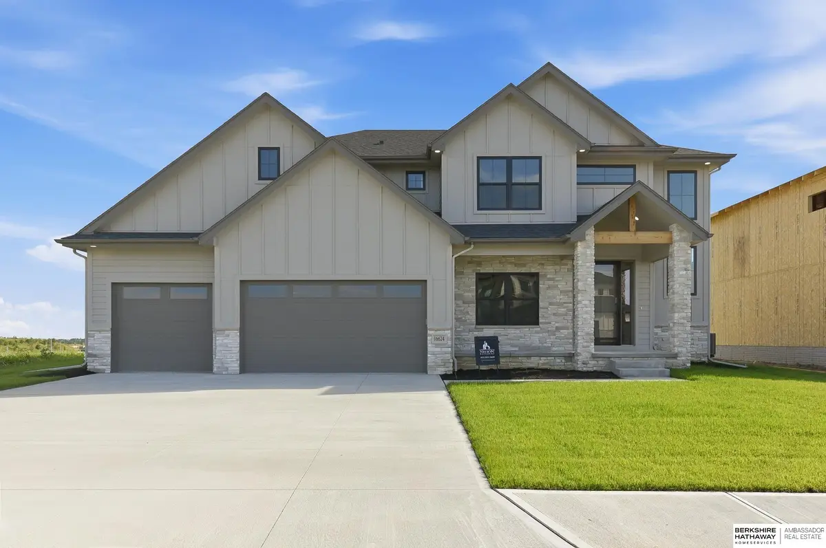 16624 Abigail Street, Bennington, NE 68007 - #1