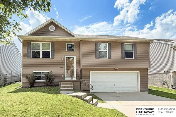 1748 N 207th Street, Elkhorn, NE 68022