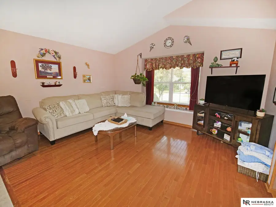 239 Irving Street, Lincoln, NE 68521 - #2