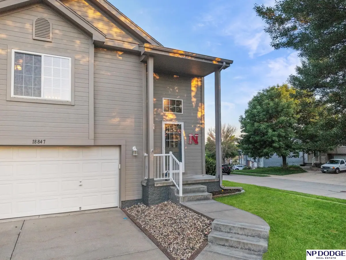 18847 Jacobs Circle, Omaha, NE 68135 - #1