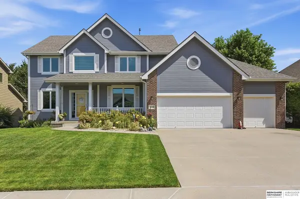 19516 Farnam Street, Omaha, NE 68022