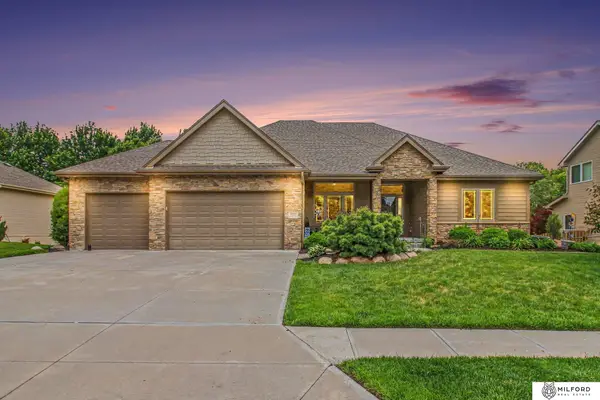 1317 S 195th Street, Omaha, NE 68130