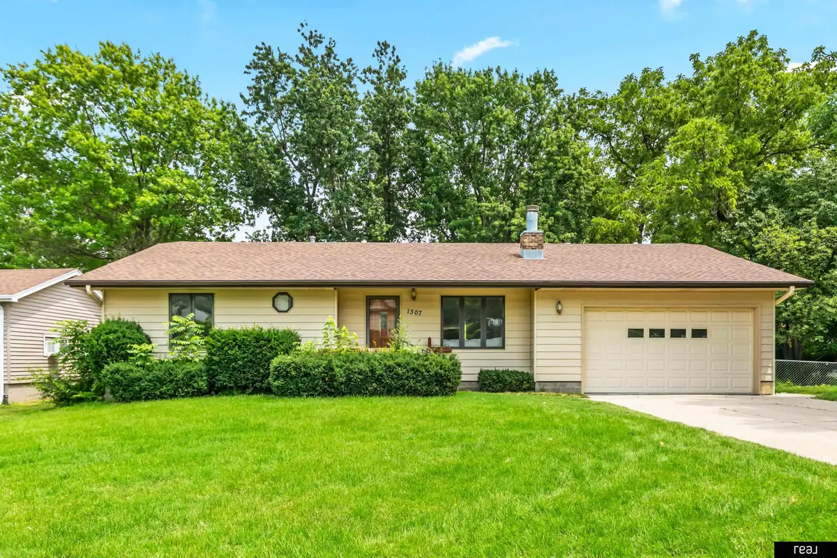 1307 Kay Lynn Drive, Bellevue, NE 68005 - #1
