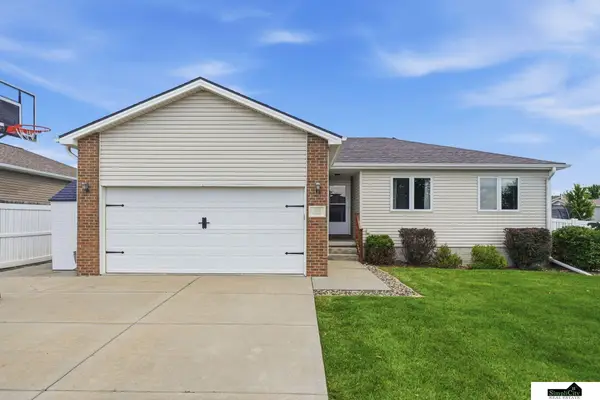 1010 Hickory Street, Lincoln, NE 68372