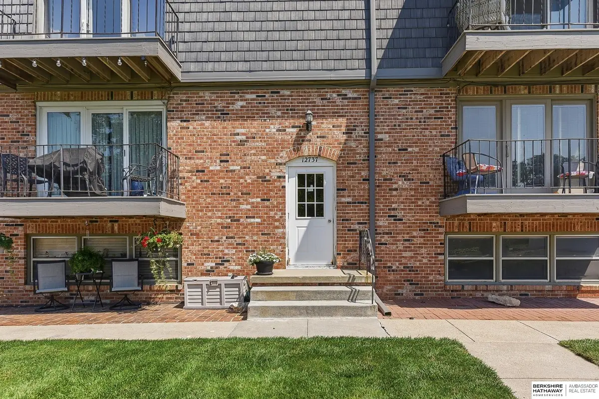 12737 Woodcrest Plaza #3-119, Omaha, NE 68137 - #1