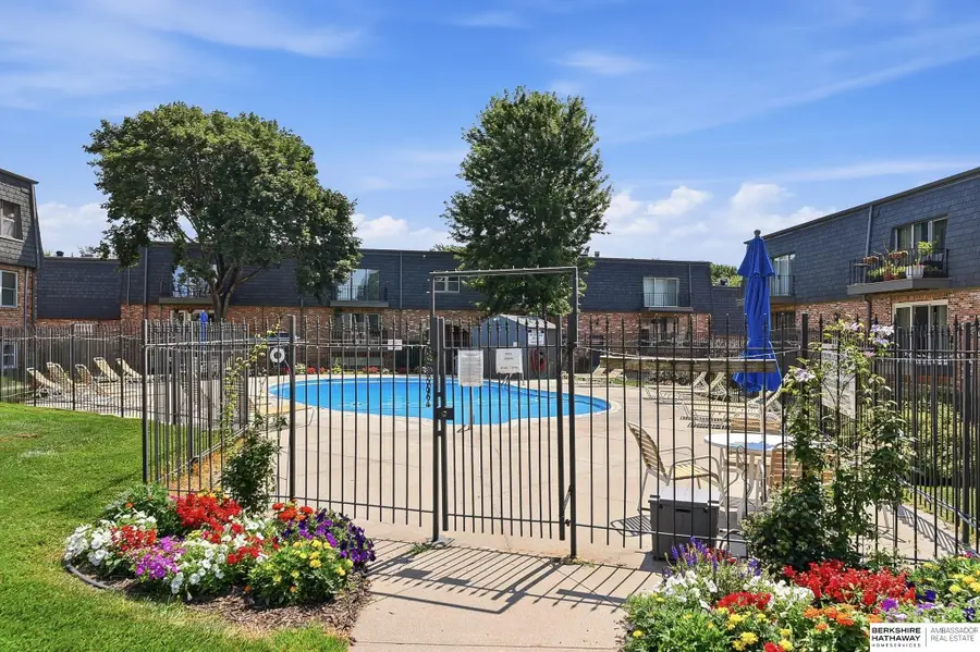 12737 Woodcrest Plaza #3-119, Omaha, NE 68137 - #3