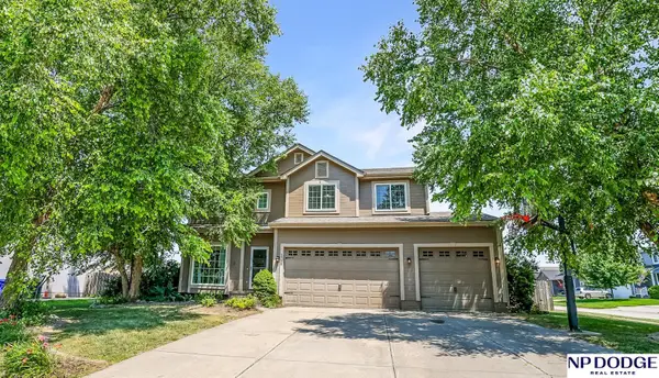 1709 Diane Street, Papillion, NE 68046