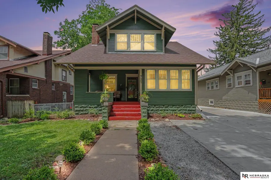 721 S 33rd Street, Lincoln, NE 68510 - #2