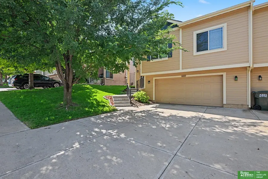 16313 Browne Street, Omaha, NE 68116 - #3