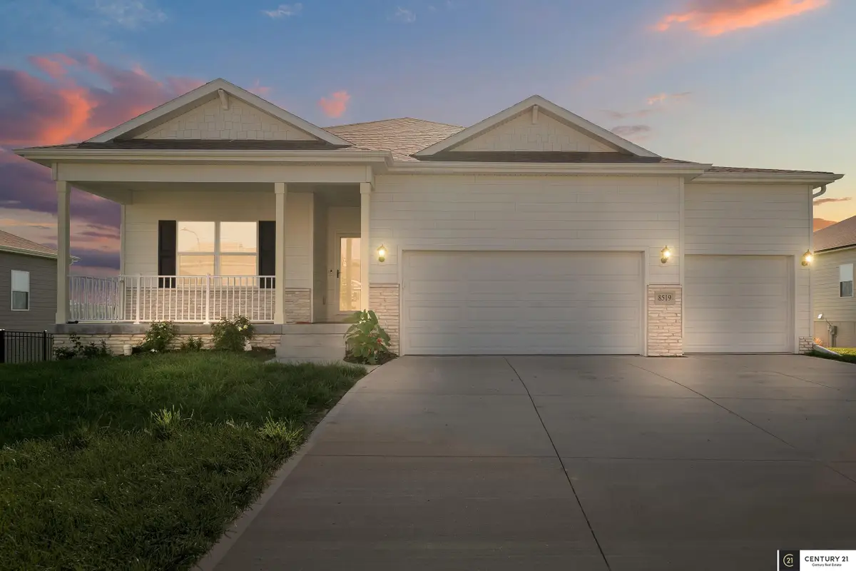 8519 S 63rd Street, Papillion, NE 68157 - #1