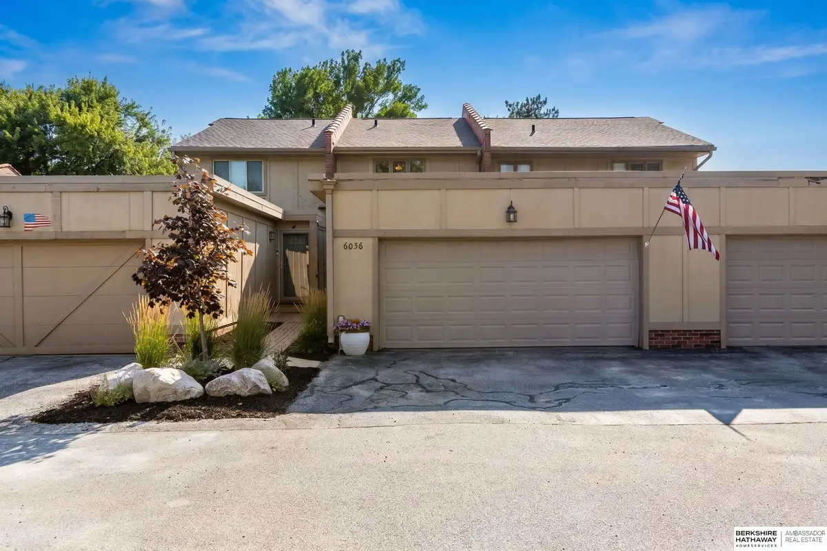 6036 Oakcrest Plaza #10, Omaha, NE 68137 - #1