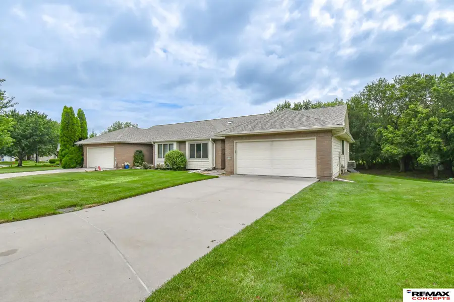 5544 Blackpool Road, Lincoln, NE 68516 - #2