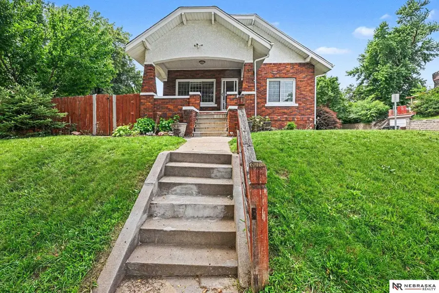 4202 S 12 Street, Omaha, NE 68107 - #2