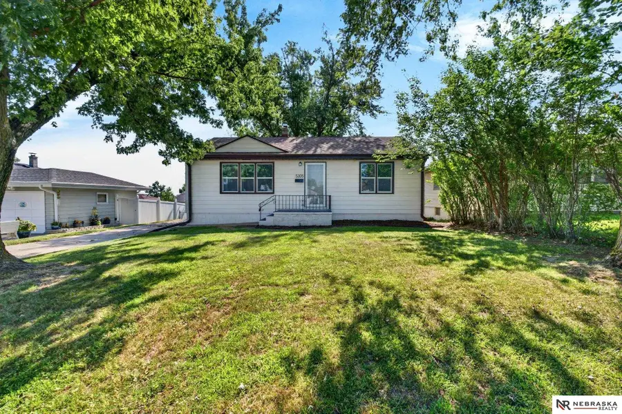5305 N 45th Street, Omaha, NE 68104 - #3
