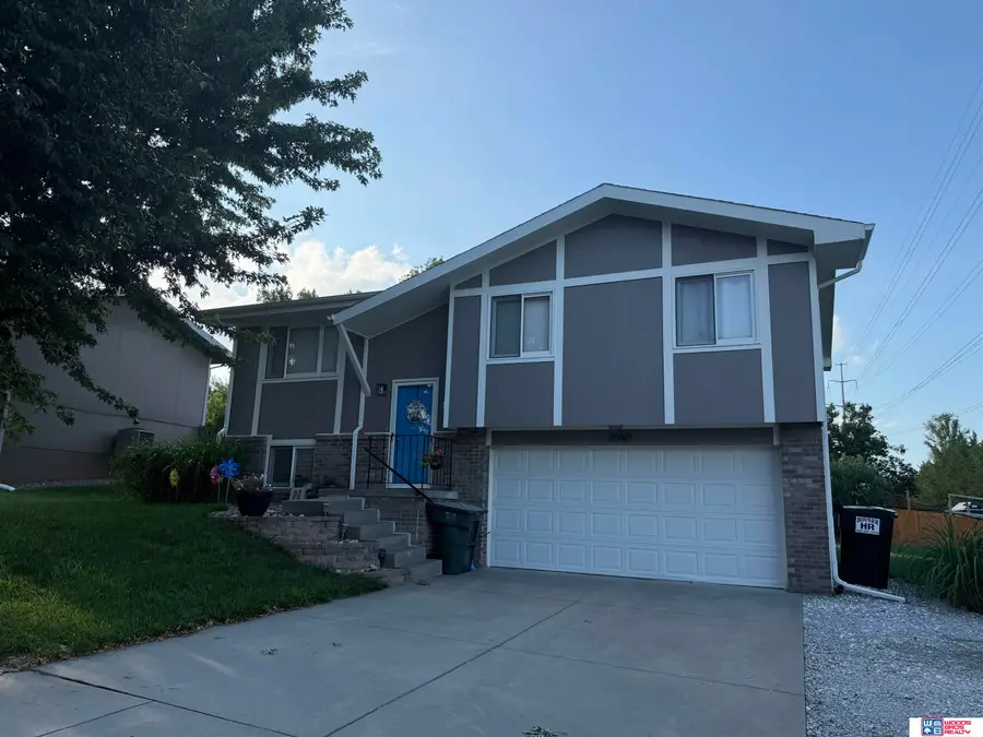 8040 Grand Oaks Drive, Lincoln, NE 68516 - #2
