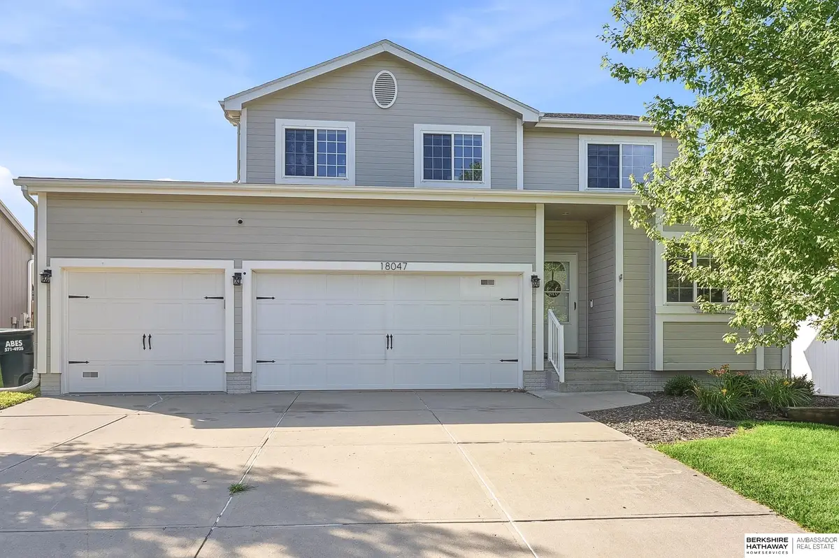 18047 Sunridge Street, Omaha, NE 68136 - #1