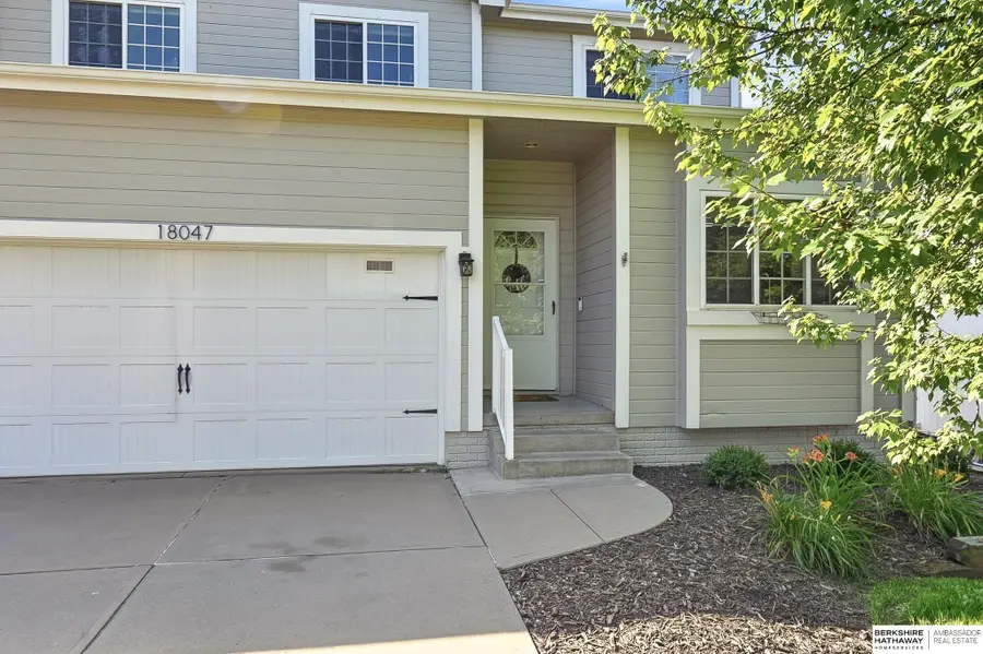 18047 Sunridge Street, Omaha, NE 68136 - #3