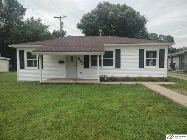 207 N Sumner Street, Beatrice, NE 68310