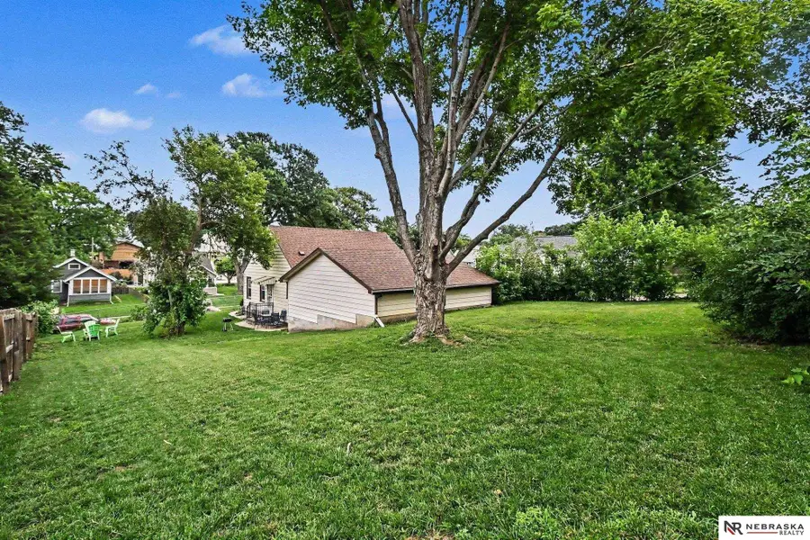 4136 S 39th Avenue, Omaha, NE 68107 - #3