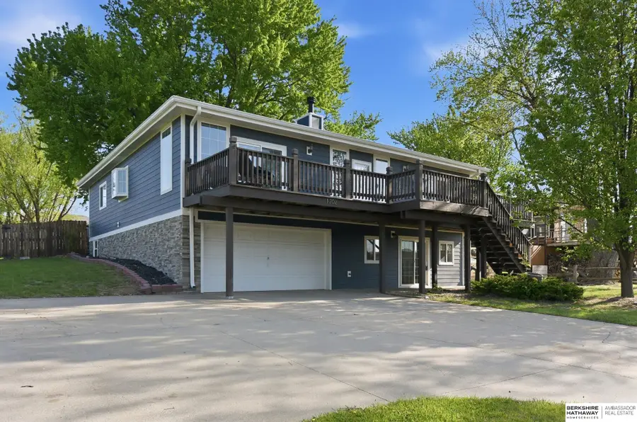 1702 Dunbar Drive, Plattsmouth, NE 68048 - #3