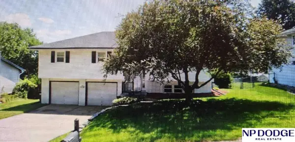 4029 N 93 Street, Omaha, NE 68134