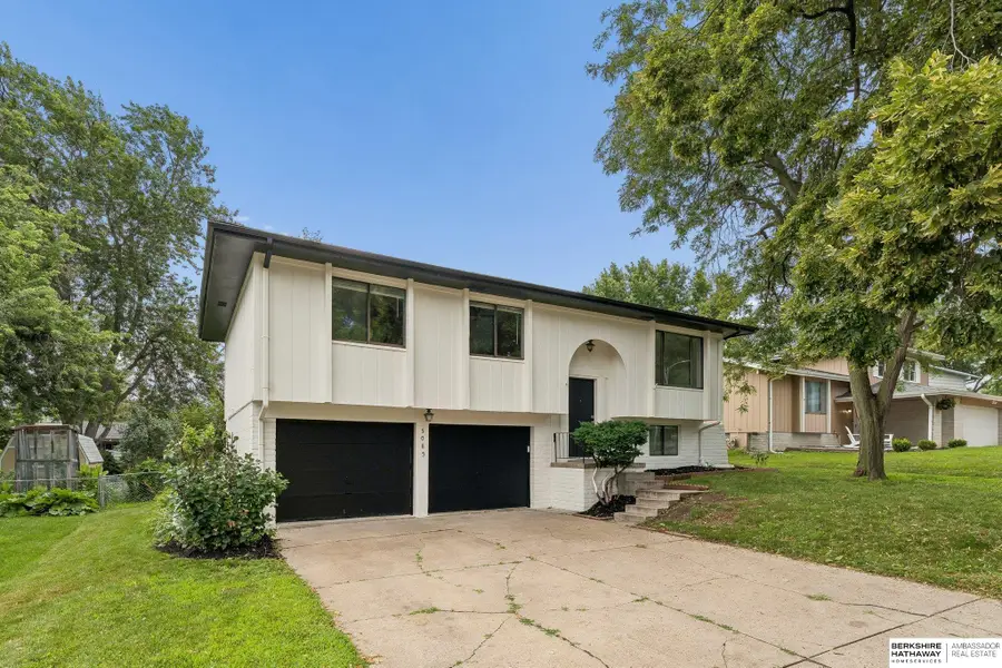 5085 S 105th Street, Omaha, NE 68127 - #2