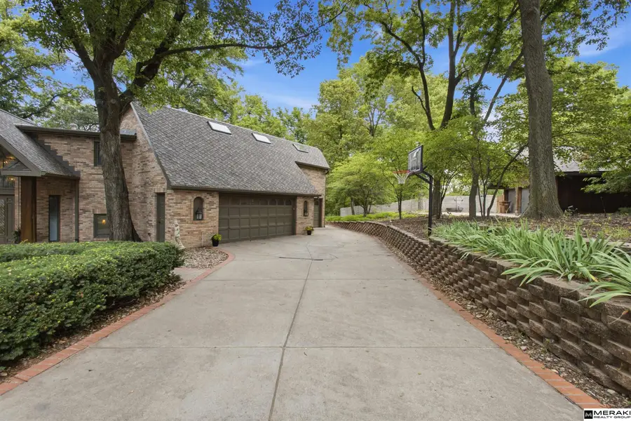 409 Martin Drive N, Bellevue, NE 68005 - #3