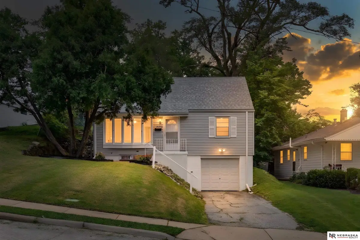 4210 N 65th Avenue, Omaha, NE 68104 - #1