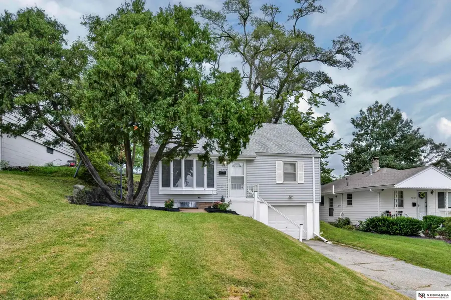4210 N 65th Avenue, Omaha, NE 68104 - #2