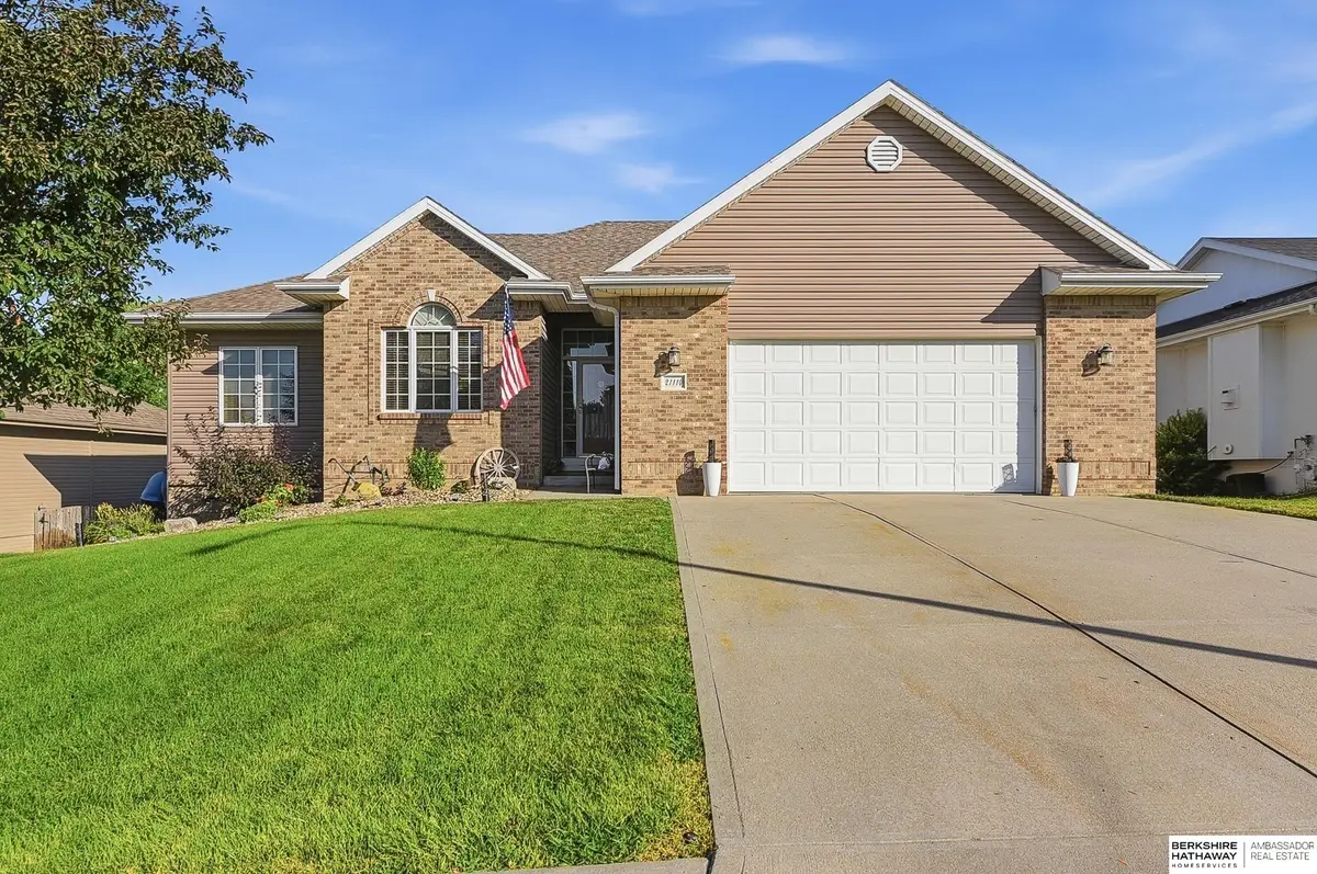 21114 Mcclellan Drive, Gretna, NE 68028 - #1