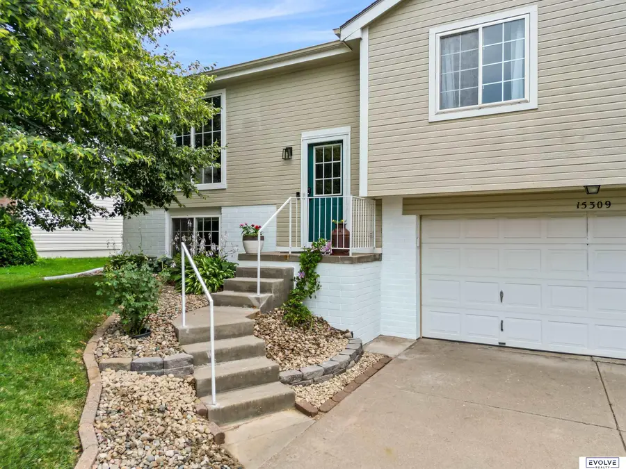 15309 Wirt Street, Omaha, NE 68116 - #3