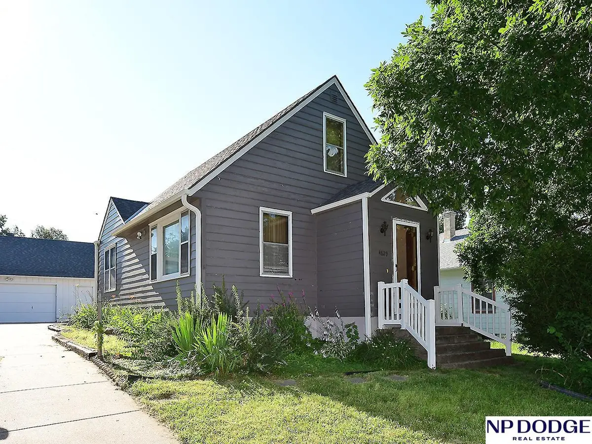 4829 S 48 Street, Omaha, NE 68117 - #1
