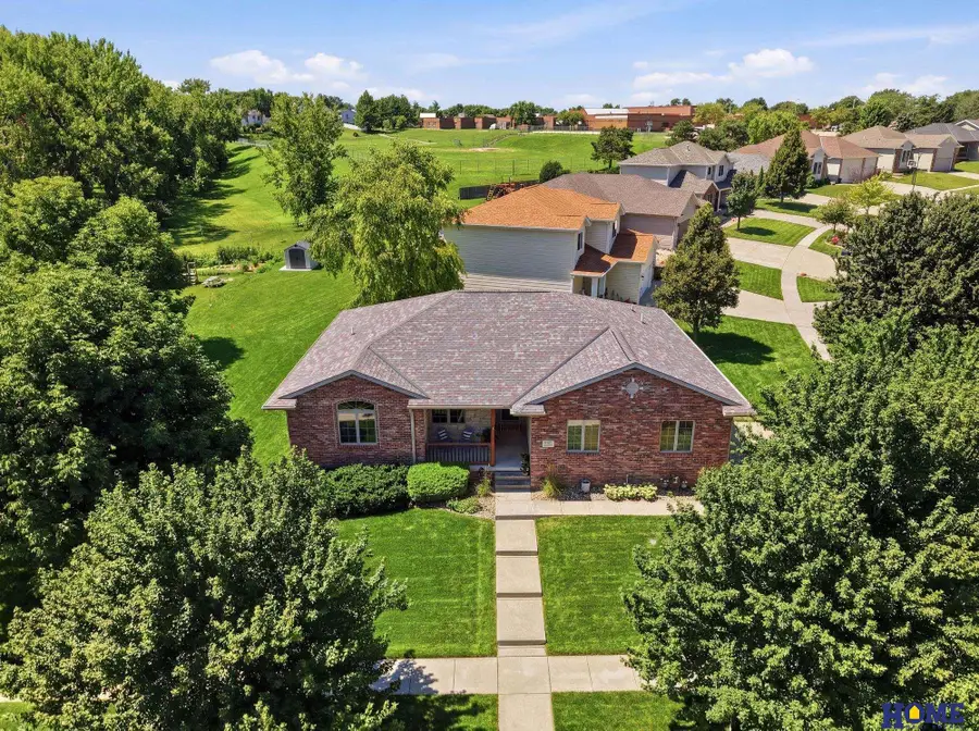 7701 Glynoaks Drive, Lincoln, NE 68516 - #2