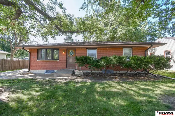 4125 Cleveland Avenue, Lincoln, NE 68504