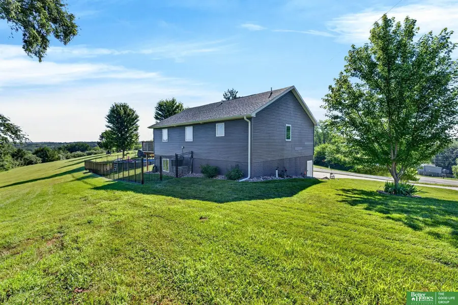 8419 Pawnee Lane, Plattsmouth, NE 68048 - #2